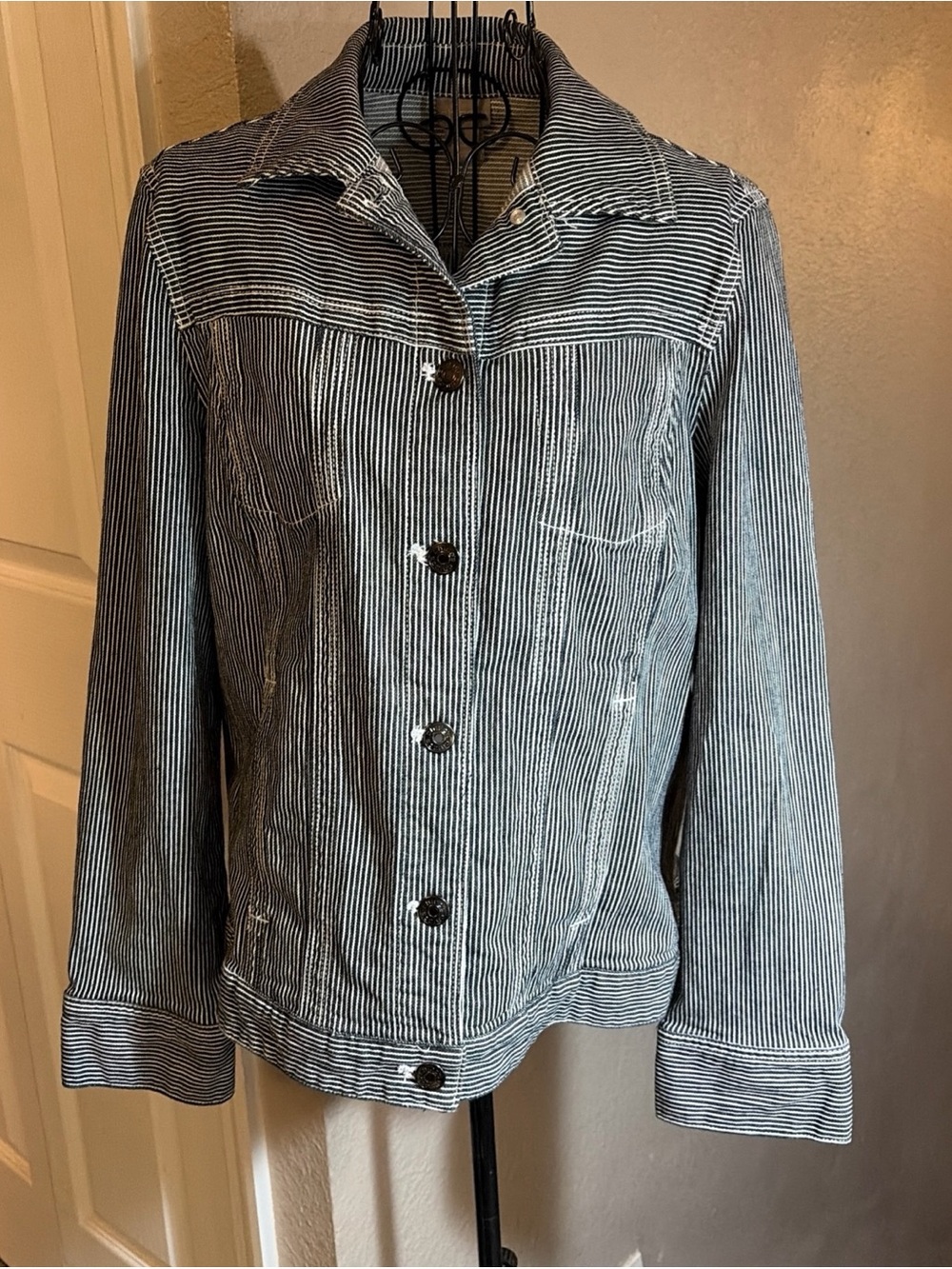 Chico’s Women’s Railroad Striped Denim Jean Jacket Black White Sz 1 US 8-10